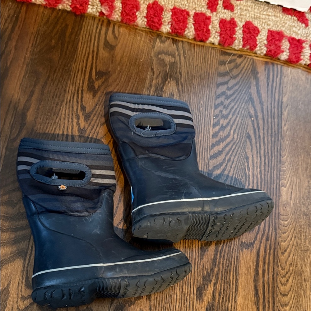 Bog Winter Boots 10